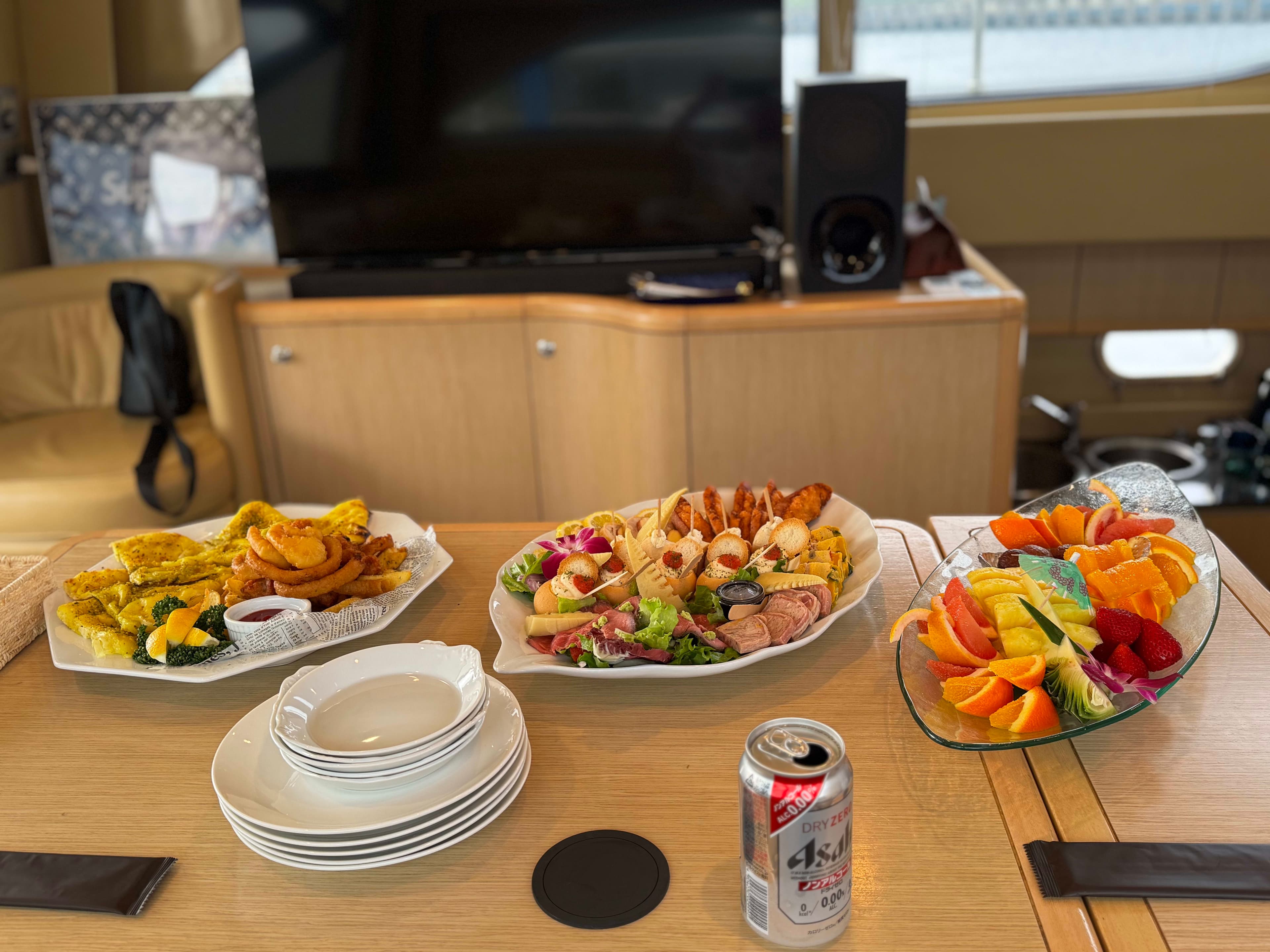 Yacht charter celebration and guest experience